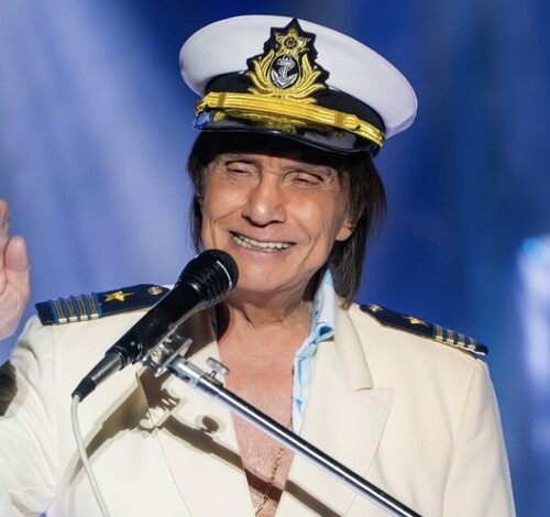 Roberto Carlos recebeu celebridades no cruzeiro 