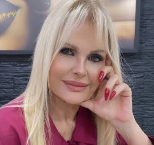 Mesmo apelando, Monique Evans fica de fora do aniversário da neta Ayla