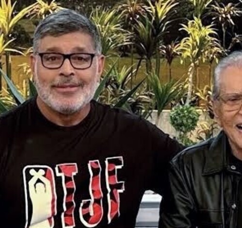 Carlos Alberto de Nóbrega recebe homenagem especial de Alexandre Frota