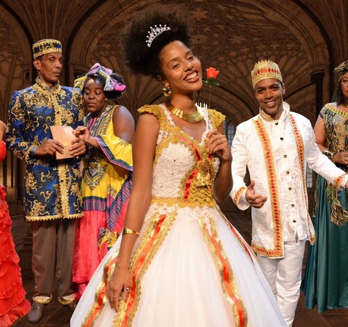 Espetáculo infantil "Cinderela Negra" estreia no teatro
