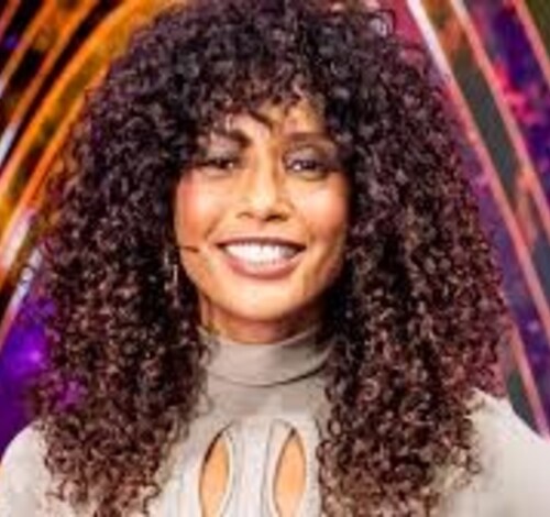 Vale Tudo: Taís Araújo abre espaço e ouve verdades do público sobre Raquel