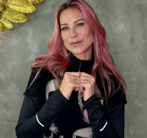 Luana Piovani se envolve em confusão em voo com os filhos