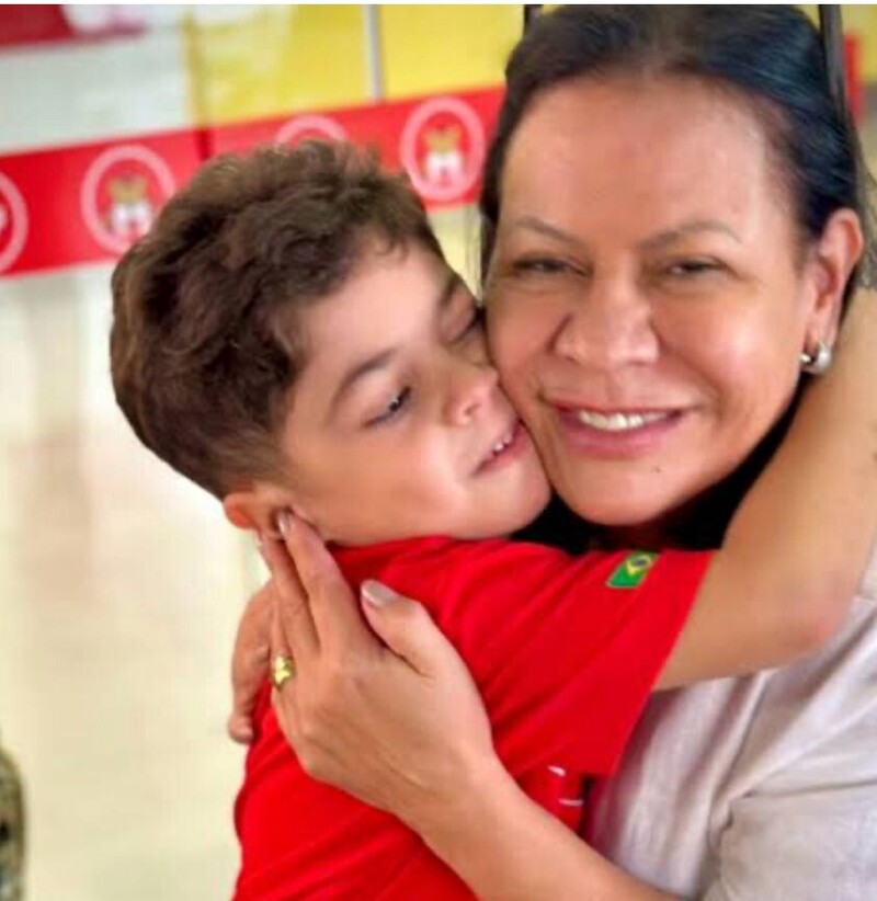 Em meio à polêmica, Murilo Huff permite viagem de Dona Ruth com Léo