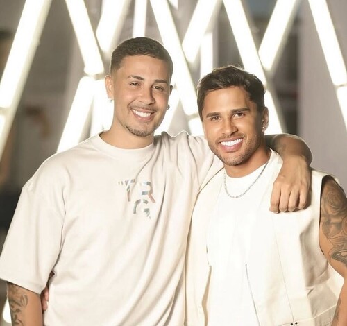 Carlinhos Maia e Lucas Guimarães anunciam fim do relacionamento após 15 anos juntos