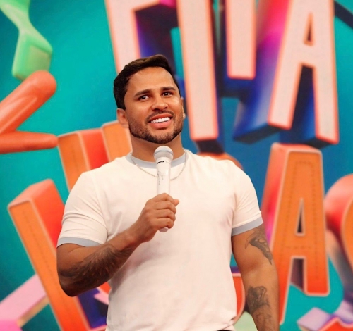 Lucas Guimarães comemora crescimento de audiência do ‘Eita, Lucas!’ no SBT