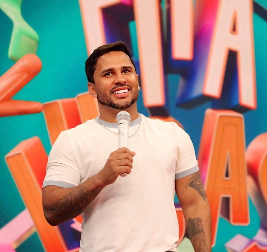 Lucas Guimarães comemora crescimento de audiência do ‘Eita, Lucas!’ no SBT