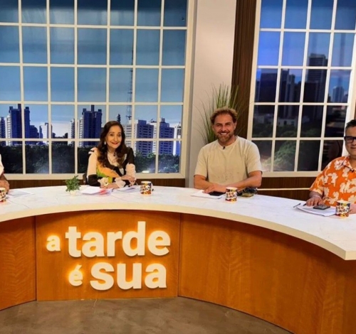 A Tarde é Sua completa 20 anos no ar e prova que fórmula do sucesso continua imbatível